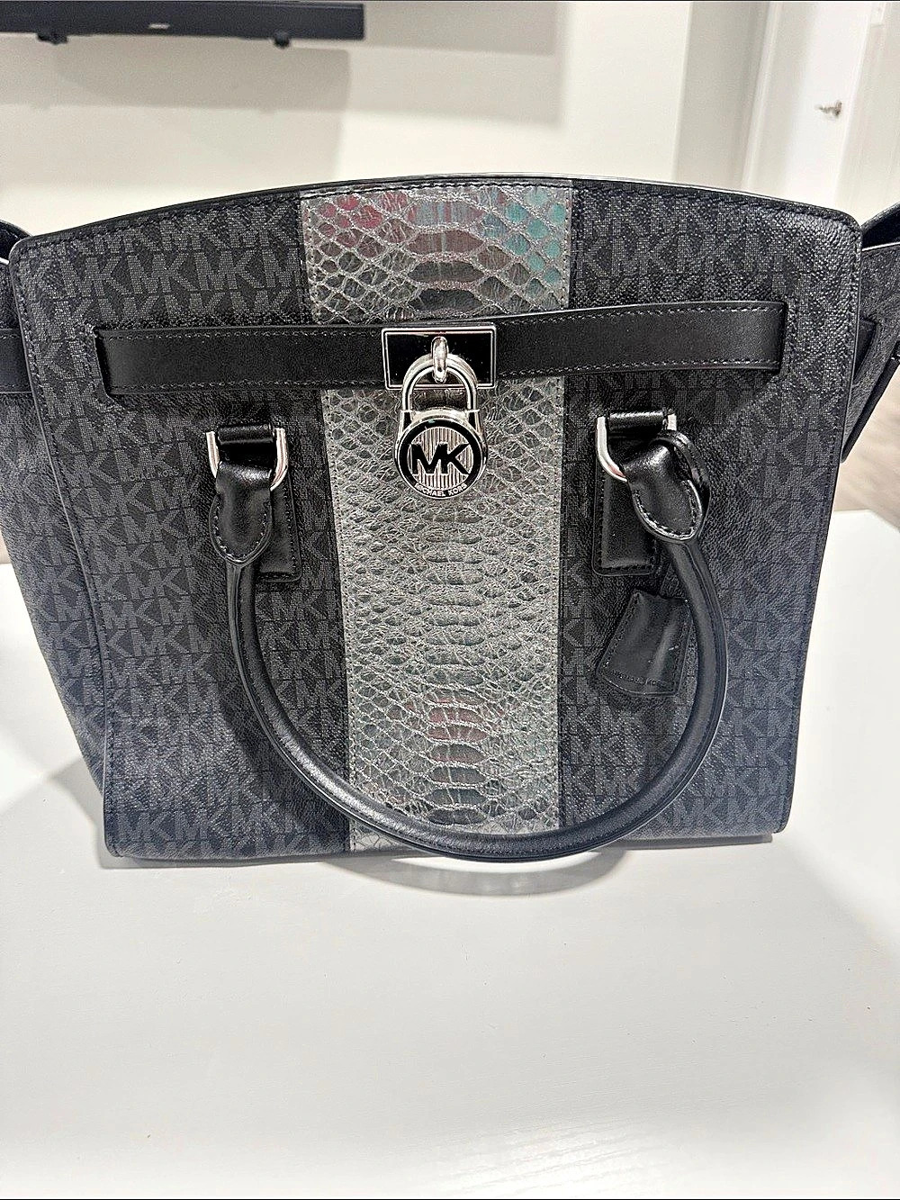 Michael Kors Mercer Gallery Center Stripe Medium Satchel Black & Gray